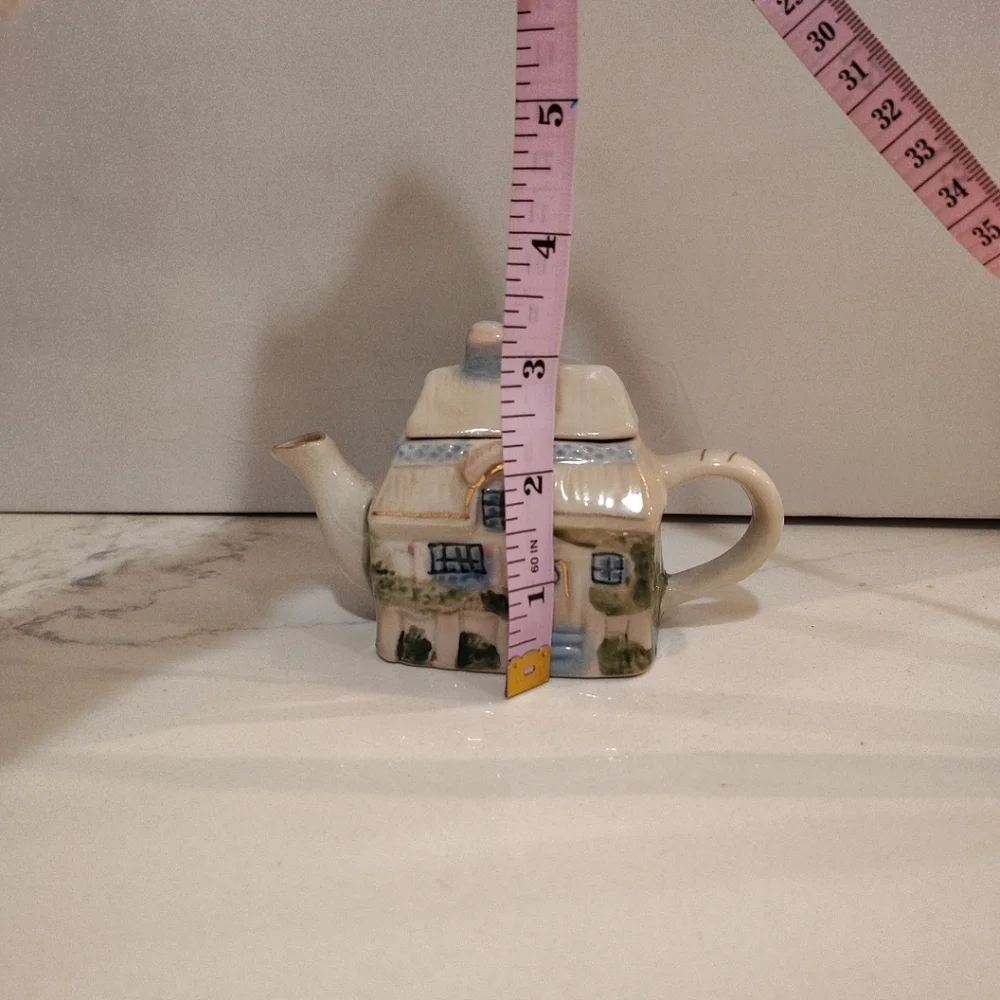 Vintage Miniature Porcelain Cottage Teapot With Removable Lid Mini